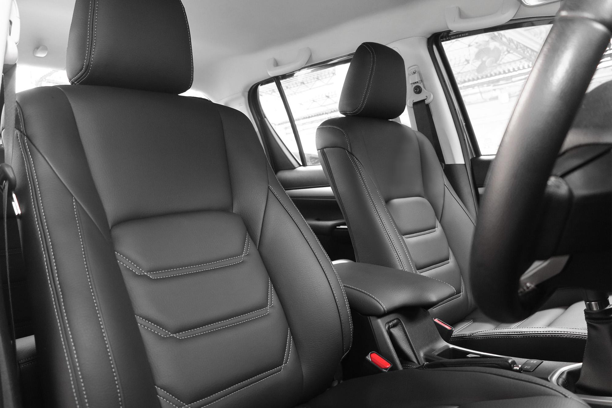 Tapicería en cuero automotriz